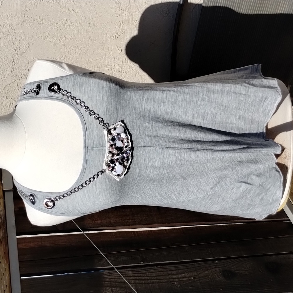 Alythea Chain Jewels Well Fitting In All Positions Tank Top